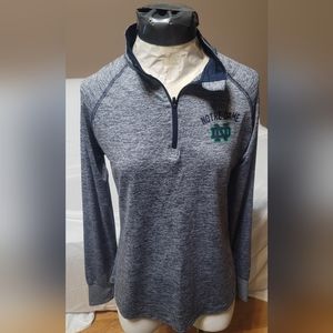 Womens Colosseum medium 1/4 zip Notre Dame long sleeve shirt.